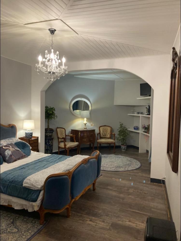 Moon River Bellac Chambre D'Hotes Екстер'єр фото